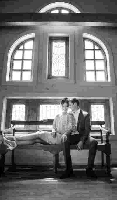 Best Traditional Professional Luxury Dream Family Wedding Engagement Couple Classic Farm B&W Photography Photo0037
