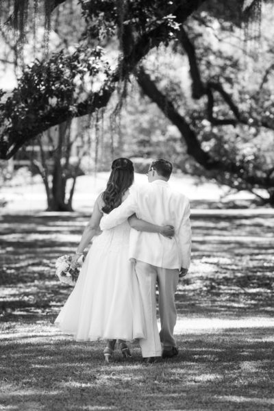 Best Professional Luxury Dream Wedding Couple Classic B&W Photography at Houmas House Louisiana Plantation Photo 13