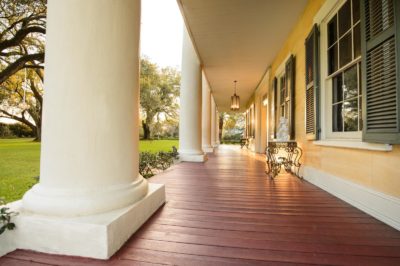 Best Professional Luxury Dream Wedding Venue Photography Front Porch at Houmas House Louisiana Plantation Photo 35