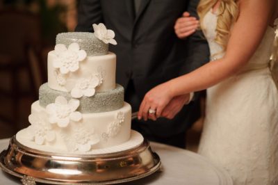 Best Professional Luxury Dream Wedding Cake Photography Cutting Ceremony at Houmas House Louisiana Plantation Photography 75