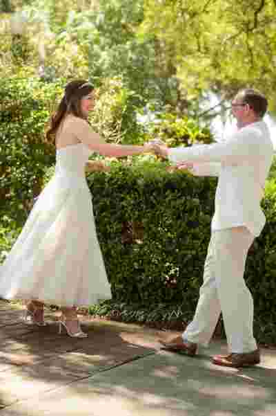 Best Professional Luxury Dream Wedding Couple Dance Portrait Photography Outdoor at Houmas House Louisiana Plantation Photo g9