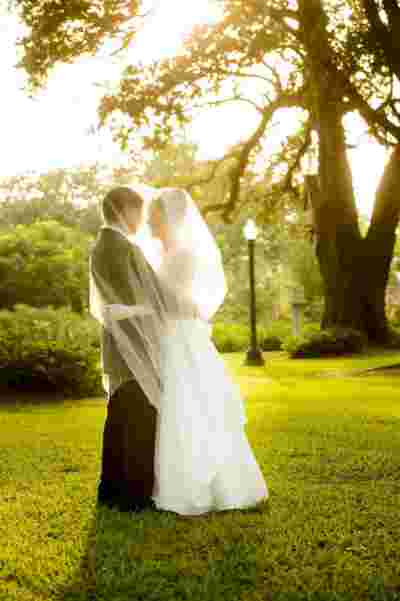 Best Professional Classic Luxury Dream Wedding Couple Outdoor at Houmas House Louisiana Plantation Photo 47