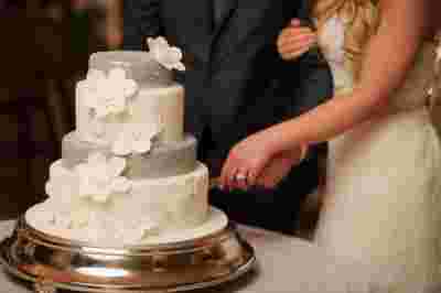 Best Professional Luxury Dream Wedding Cake Photography Cutting Ceremony at Houmas House Louisiana Plantation Photography 75