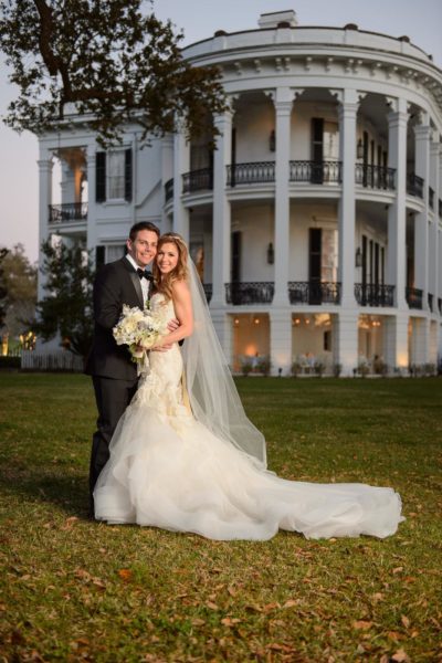 Best Professional Luxury Dream Wedding Couple Outdoor Photography at Nottoway Plantation Louisiana 55