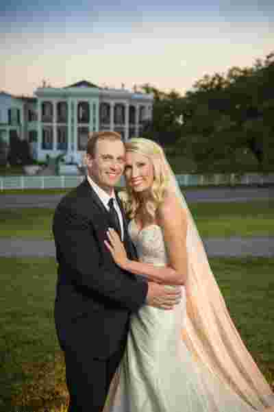 Best Professional Luxury Dream Wedding Outdoor Venue Couple Photographer at Nottoway Plantation Louisiana 72