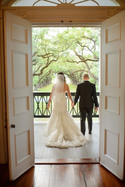 Best Professional Traditional Southern Luxury Dream Wedding Couple Photography @OakAlleyPlantation Vacherie LA 14