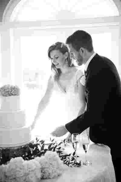 Best Professional Luxury Dream Wedding Couple Cake Cutting Classic B&W Photography at White Oak Plantation 36